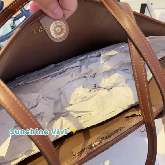 NWT COACH 🔥City Tote In Signature Canvas Gold/Tan/Brown CV976 - Picture 5 of 10